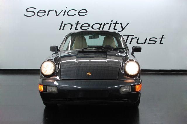 1990 Porsche 911 Carrera 2 Targa